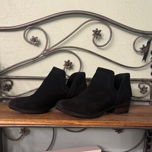 Sorel Black Ankle Booties